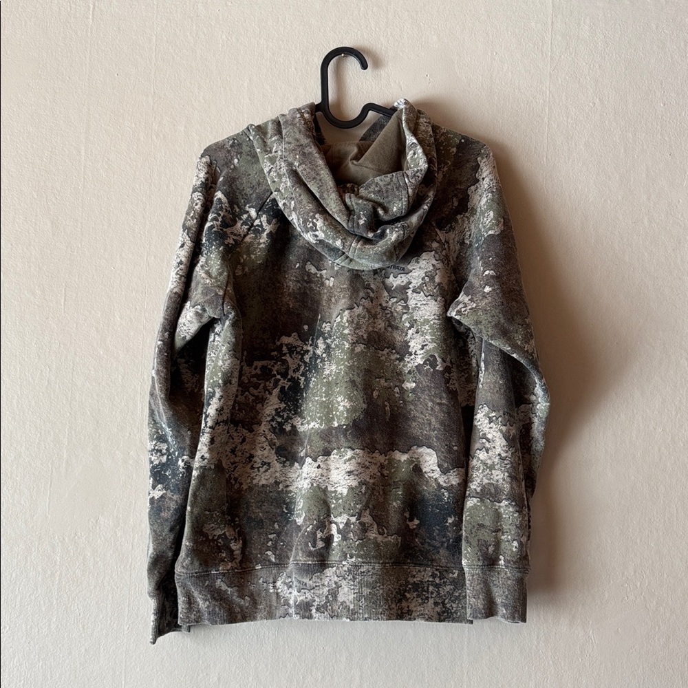 Cabela’s Camo Embroidered Logo Hoodie - Picture 10 of 12